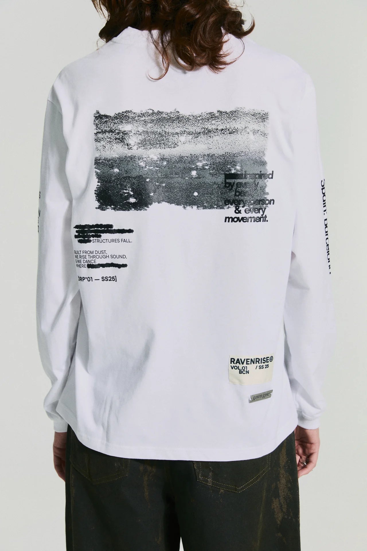 Day Echoes Longsleeve